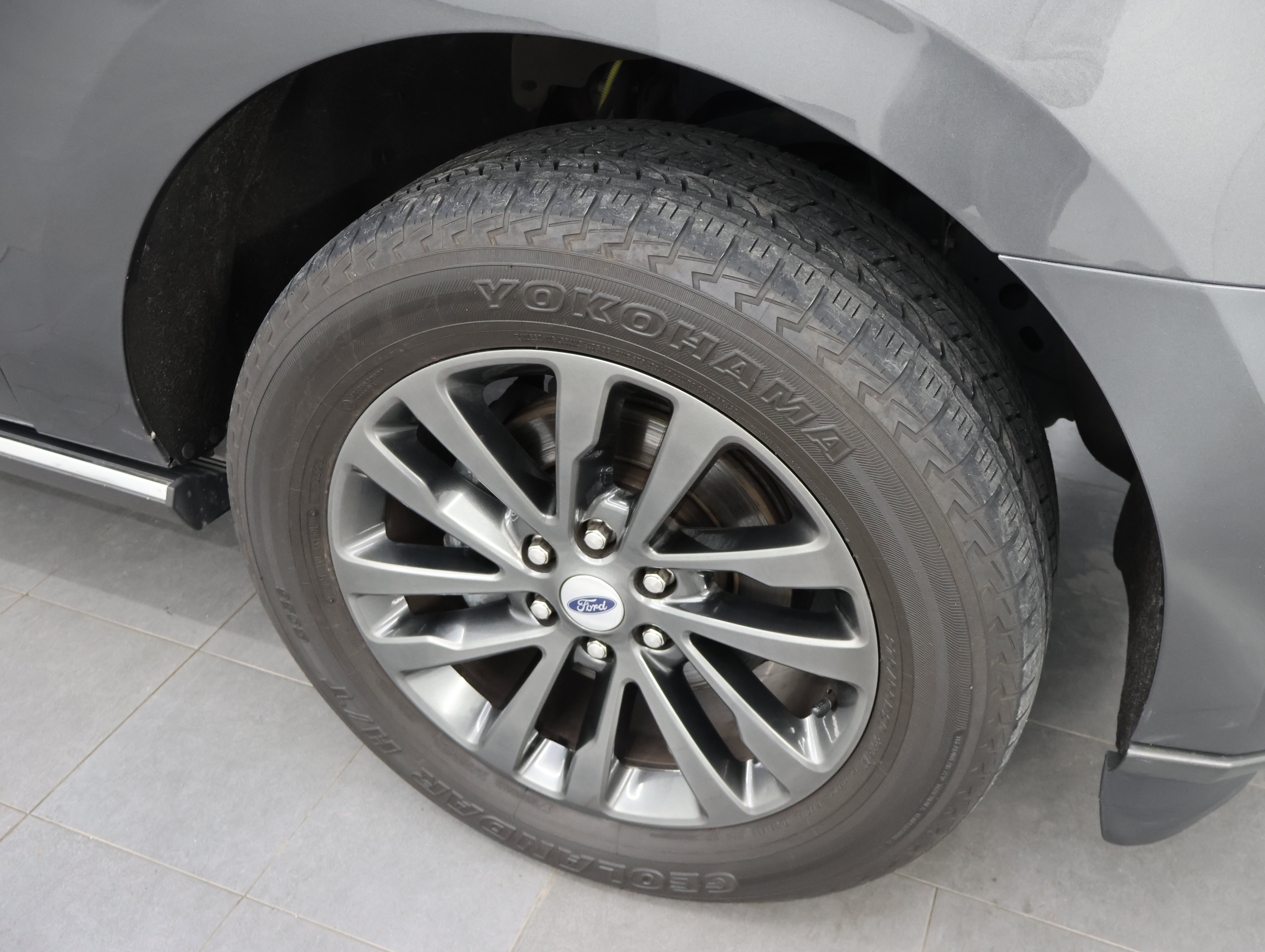 Used 2021 Ford Expedition Max Limited AWD/4WD image 3