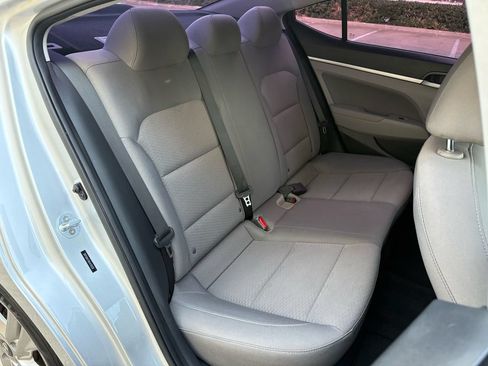 Used 2019 Hyundai Elantra SEL FWD image 32