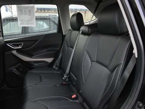 Used 2022 Subaru Forester Limited w/ Popular Package #2 image 13