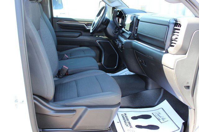Used 2024 Chevrolet Silverado 2500 LT w/ Convenience Package AWD/4WD image 18