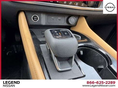 Certified 2021 Nissan Rogue Platinum image 24