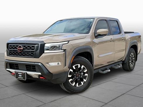 Used 2023 Nissan Frontier Pro-X w/ Pro Convenience Package image 2