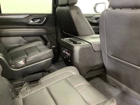 Used 2023 Chevrolet Suburban RST w/ Luxury Package AWD/4WD image 38