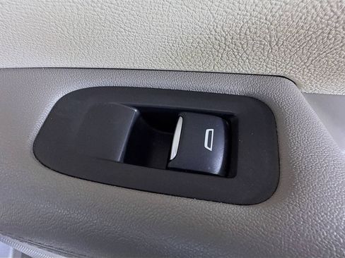 Used 2022 Cadillac XT6 Premium Luxury image 29