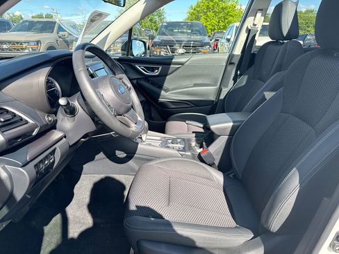 Used 2024 Subaru Forester Premium AWD/4WD image 20