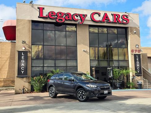 Used 2019 Subaru Crosstrek 2.0i Premium w/ Eyesight System image 2