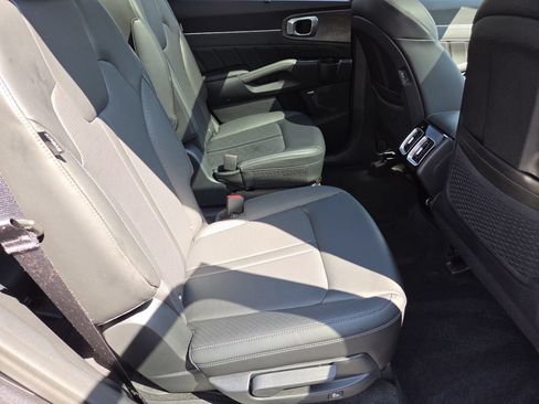 Used 2026 Kia Sorento SX AWD/4WD image 28