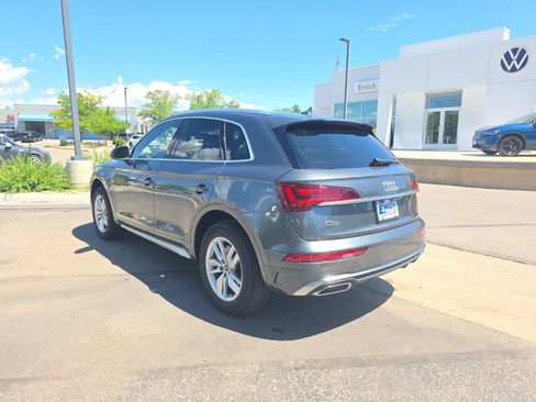 Used 2023 Audi Q5 2.0T Premium w/ Convenience Package AWD/4WD image 3