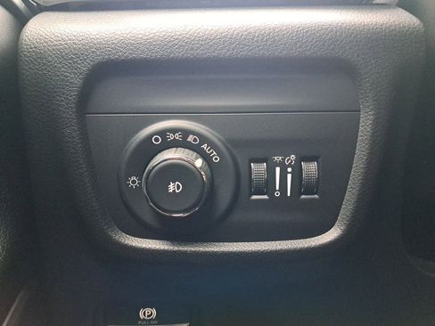 New 2025 Jeep Grand Cherokee L Limited w/ Luxury Tech Group II AWD/4WD image 24