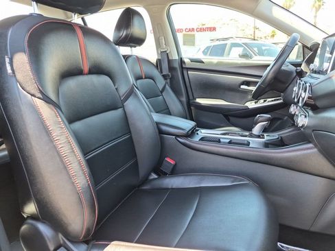 Used 2024 Nissan Sentra SR w/ SR Premium Package FWD image 17