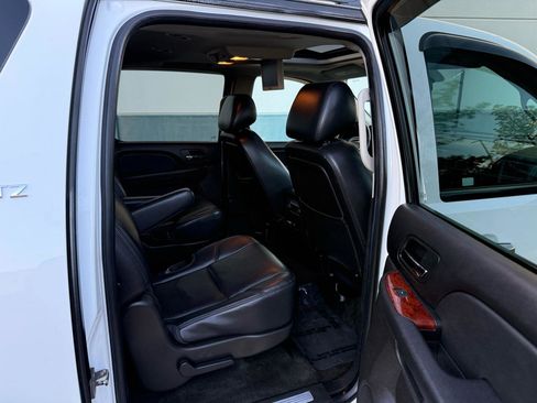 Used 2013 Chevrolet Suburban LTZ AWD/4WD image 24