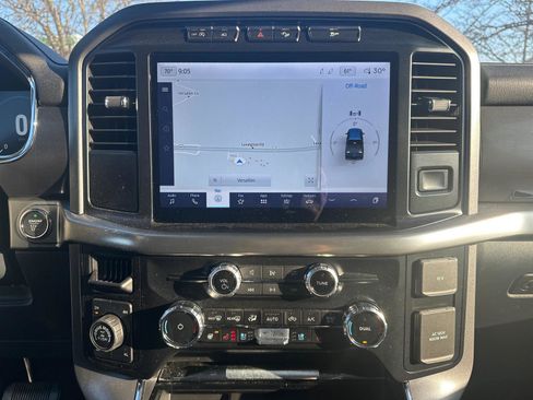 Used 2023 Ford F150 Lariat w/ FX4 Off-Road Package image 25