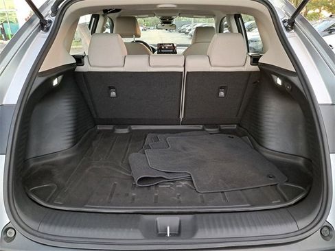 Certified 2023 Honda HR-V LX image 9