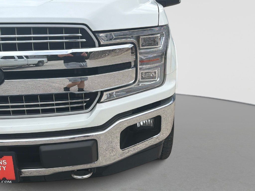 Used 2020 Ford F150 Lariat w/ Equipment Group 502A Luxury AWD/4WD image 11