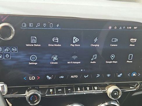 Used 2024 Chevrolet Blazer EV LT image 13