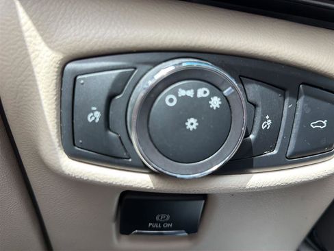 Used 2017 Lincoln MKZ Select w/ Select Plus Package FWD image 15