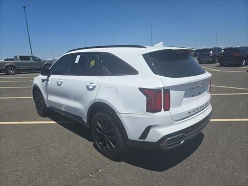 Used 2022 Kia Sorento SX FWD image 8