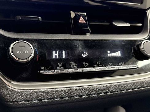 Certified 2025 Toyota Corolla Cross AWD Hybrid image 21