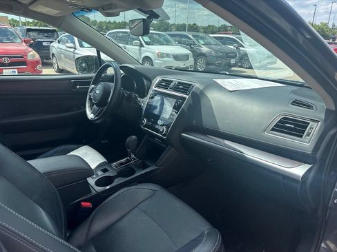 Used 2019 Subaru Outback 2.5i Limited AWD/4WD image 26