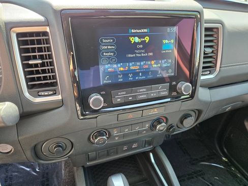 Used 2022 Nissan Frontier SV RWD image 23