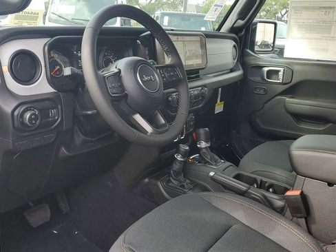 New 2026 Jeep Gladiator Sport image 18