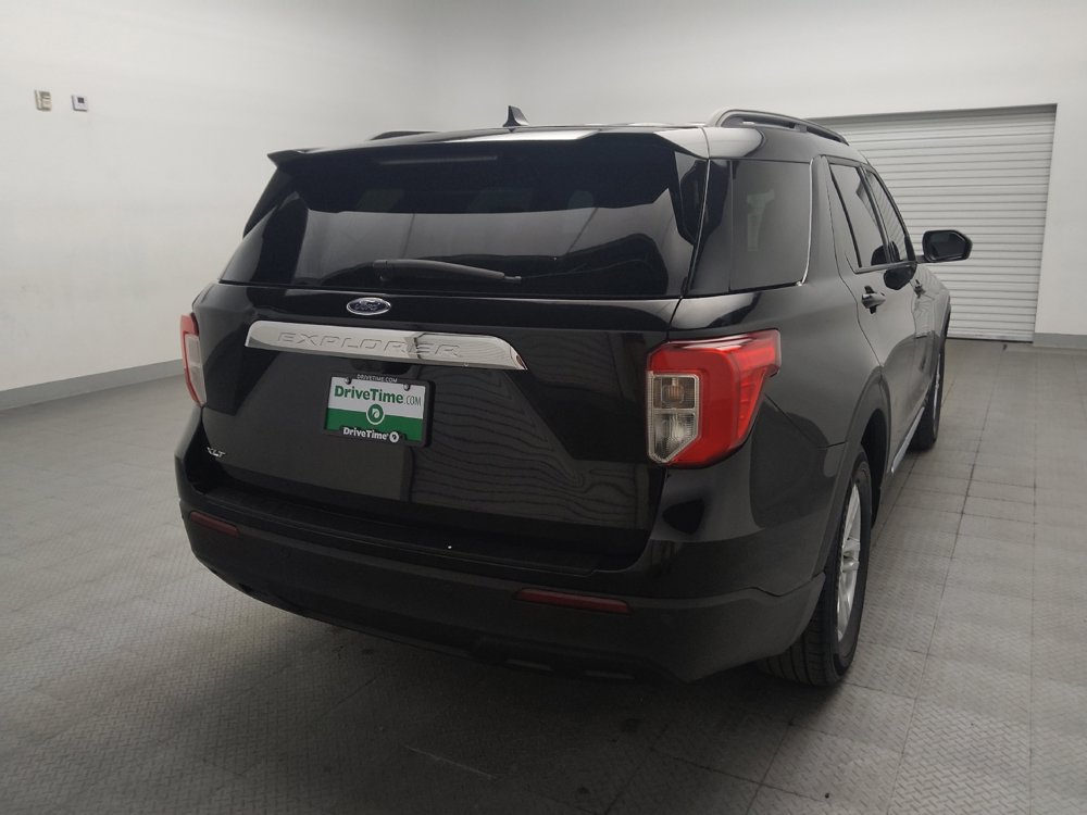 Used 2023 Ford Explorer XLT RWD image 7