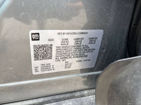 Used 2025 Buick Encore GX Preferred AWD/4WD image 27