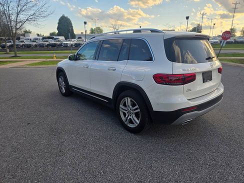Used 2023 Mercedes-Benz GLB 250 4MATIC image 9