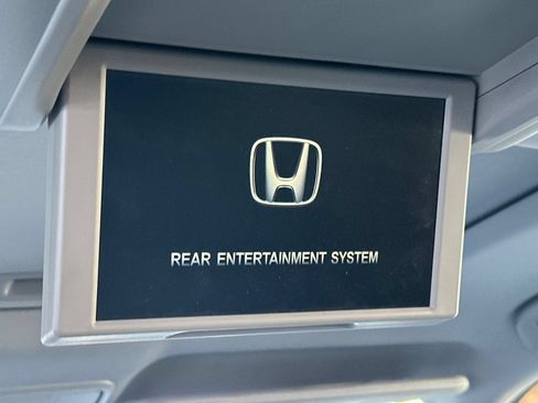 Used 2016 Honda Pilot Touring image 15