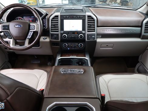 Used 2019 Ford F450 Limited image 31