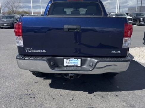 Used 2013 Toyota Tundra 4x4 CrewMax w/ Tow Pkg image 4