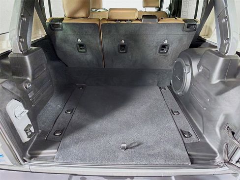 Used 2022 Jeep Wrangler Unlimited Sahara w/ Cold Weather Group image 26