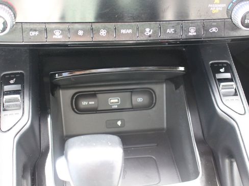 Certified 2022 Kia Telluride EX w/ EX Premium Package image 34