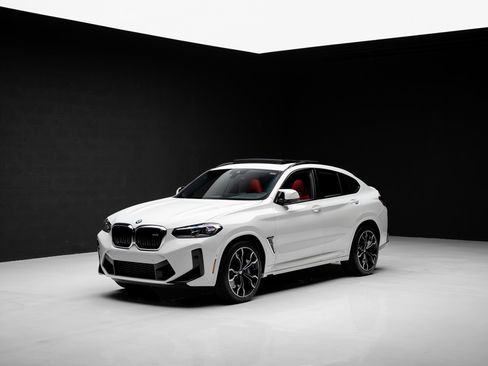 Used 2024 BMW X4 M AWD/4WD image 4