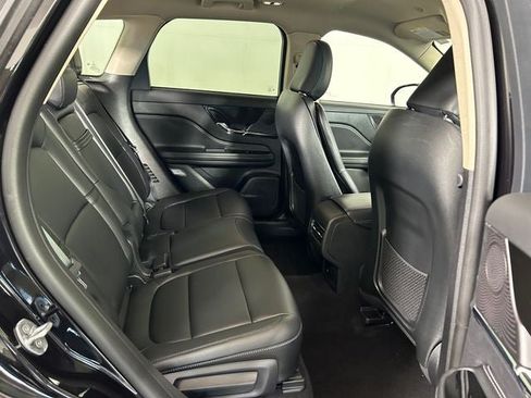 Used 2025 Lincoln Corsair FWD image 27