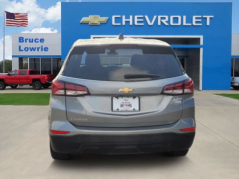 Used 2023 Chevrolet Equinox LS w/ Driver Confidence II Package FWD image 5