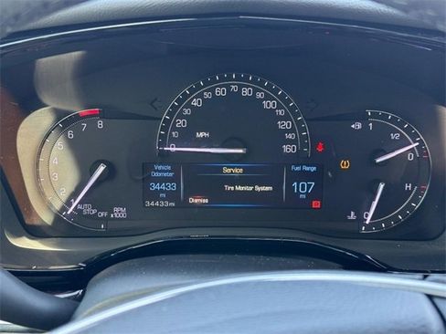 Used 2017 Cadillac XT5 Luxury w/ Driver Awareness Package image 19