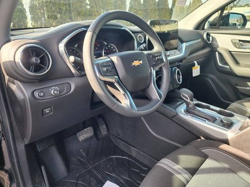 New 2026 Chevrolet Blazer LT w/ Convenience Package FWD image 22
