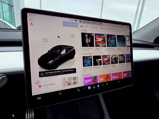 Used 2023 Tesla Model Y Long Range AWD/4WD image 30