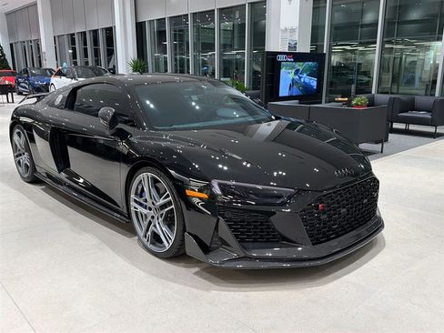 Used 2023 Audi R8 V10 performance image 3