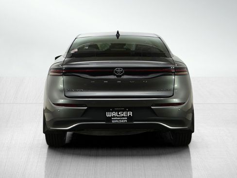 Used 2026 Toyota Crown Limited w/ Advanced Technology Package image 4