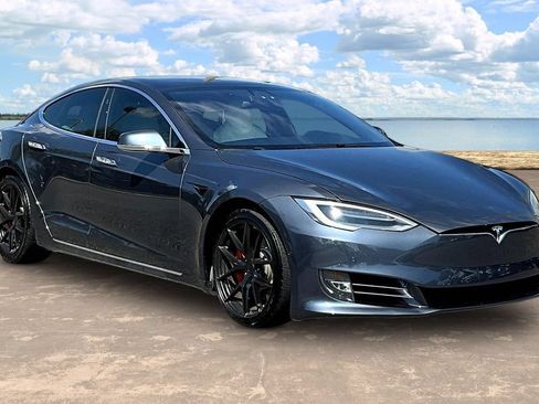 Used 2019 Tesla Model S Performance AWD/4WD image 3