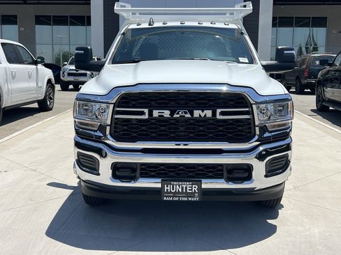 New 2024 RAM 3500 Tradesman image 4