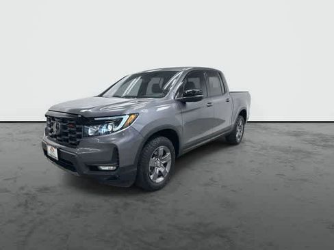 Certified 2025 Honda Ridgeline TrailSport image 7