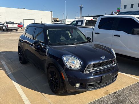 Used 2016 MINI Cooper Countryman S image 2