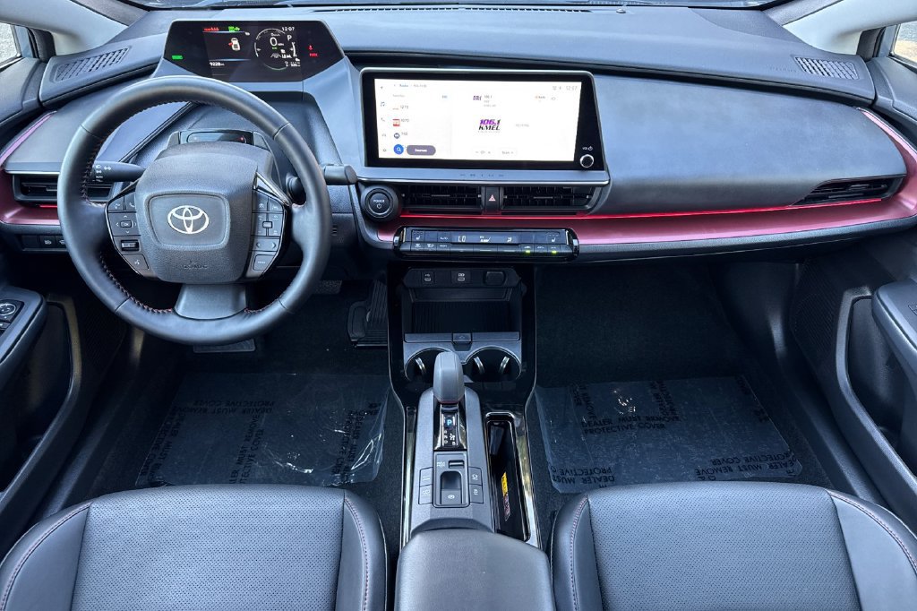 Certified 2025 Toyota Prius Plug-In Hybrid FWD image 12