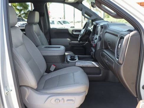 Used 2022 Chevrolet Silverado 1500 LTZ w/ LTZ Premium Package AWD/4WD image 39