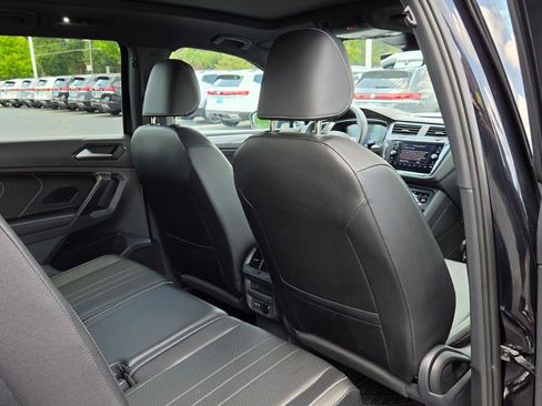 Used 2023 Volkswagen Tiguan SE R-Line FWD image 55