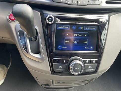 Used 2014 Honda Odyssey EX-L image 22