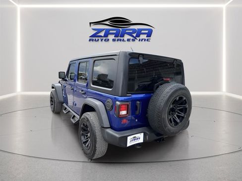 Used 2018 Jeep Wrangler Unlimited Sport image 4